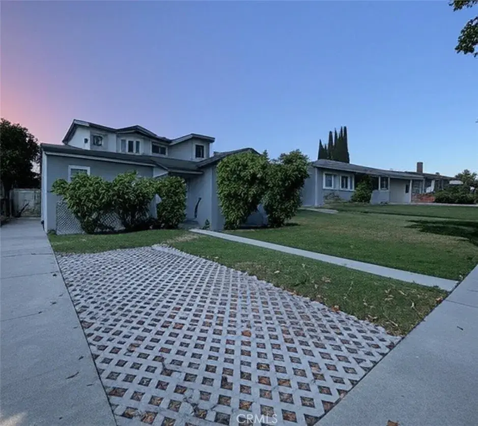 443 W Southgate Avenue, Fullerton, CA 92832 - Image #1