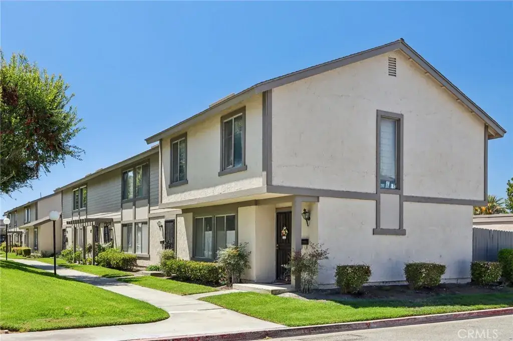 561 W Alton Avenue #39, Santa Ana, CA 92707 - Image #1