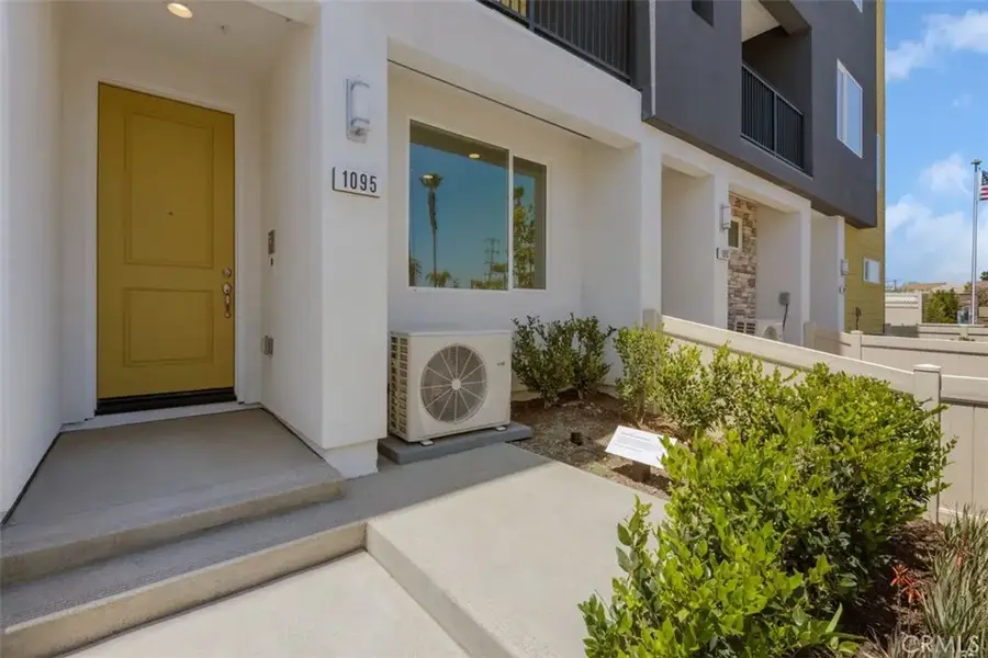 1095 N Harbor Boulevard, Anaheim, CA 92801 - #3