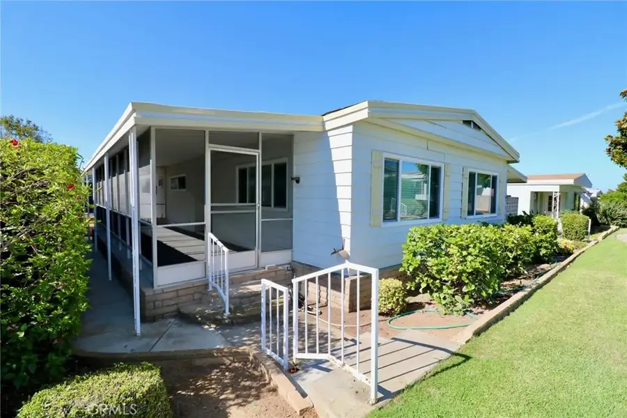 16959 Lake Knoll #109, Yorba Linda, CA 92886 - Image #3