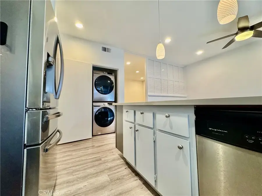 10580 Lakeside Drive North #E, Garden Grove, CA 92840 - Image #3