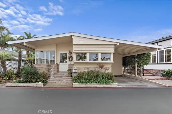114 Yorktown, Newport Beach, CA 92660