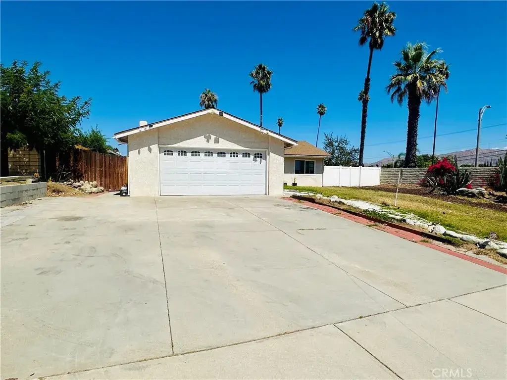 2111 Whitestone Drive, Riverside, CA 92506 - Image #1