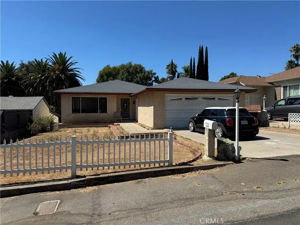 751 Stephens Avenue, Fullerton, CA 92833 - Image #1