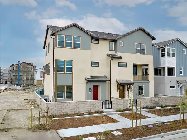 5986 Altyn Avenue, Eastvale, CA 92880