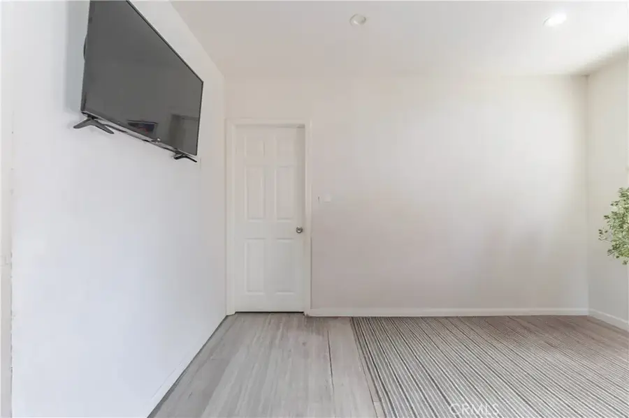 421 E 65th, Los Angeles, CA 90003 - Image #2