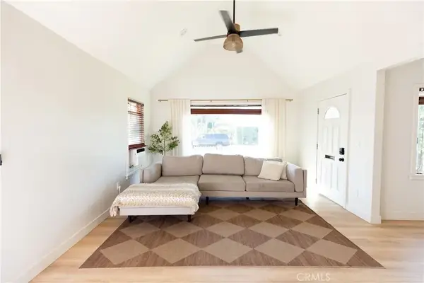 715 E Mcfadden, Santa Ana, CA 92701