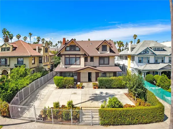 1041 Elden Avenue, Los Angeles, CA 90006