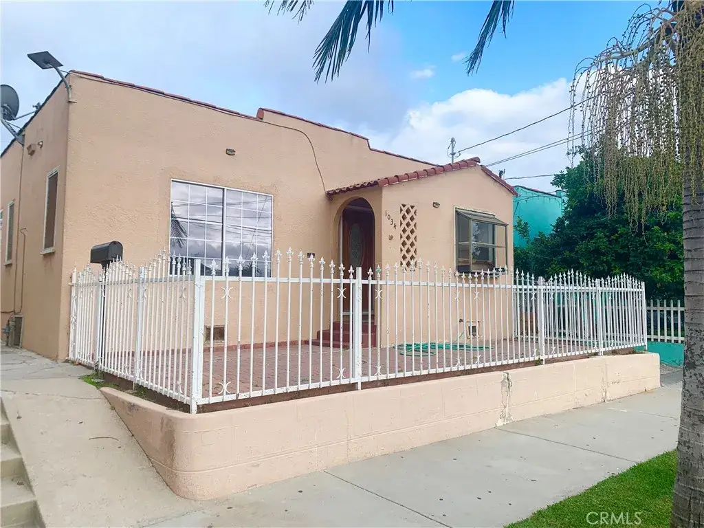 1034 Ronan Avenue, Wilmington, CA 90744 - #1