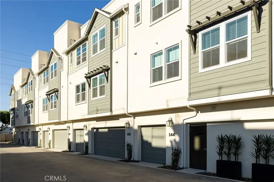 136 S Tulip Avenue, Compton, CA 90220 - Image #2