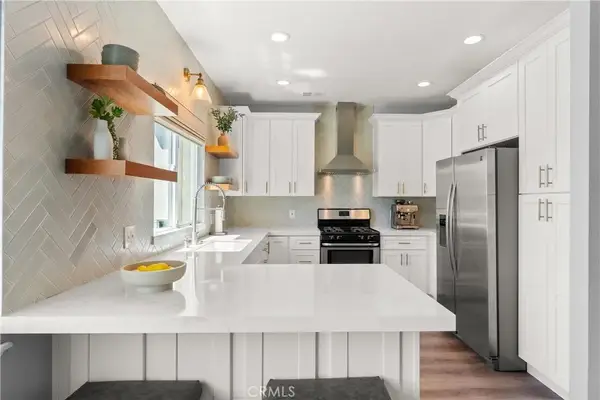 2649 Elden #E, Costa Mesa, CA 92627