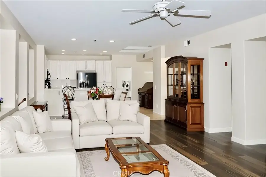 30 Taquitz, Irvine, CA 92602 - Image #3