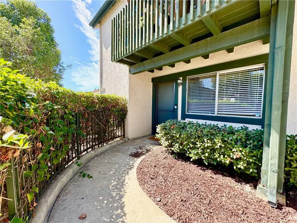 23288 Orange Avenue #5, Lake Forest, CA 92630 - Image #1