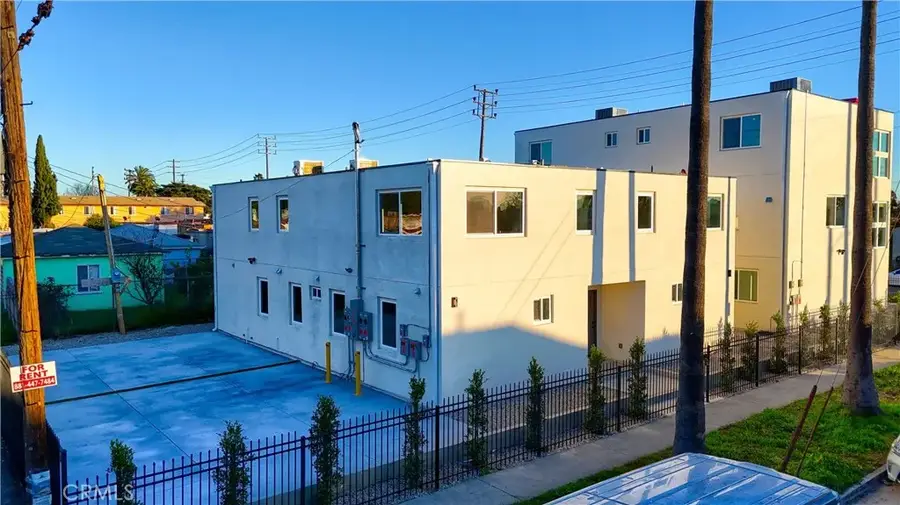 801 E 84th Place, Los Angeles, CA 90001 - #3