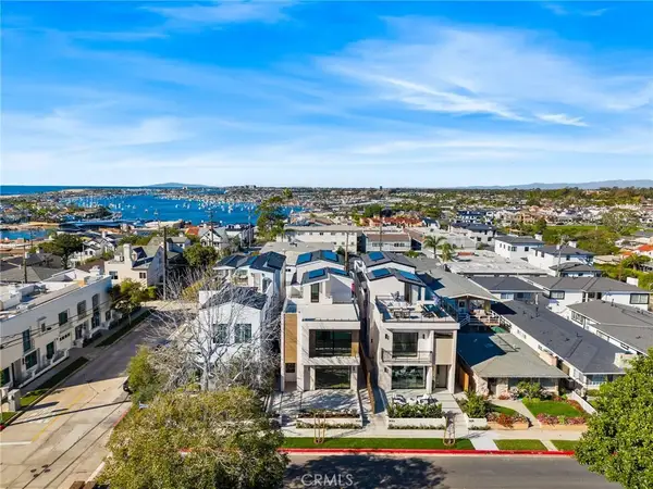 303 Fernleaf, Corona Del Mar, CA 92625