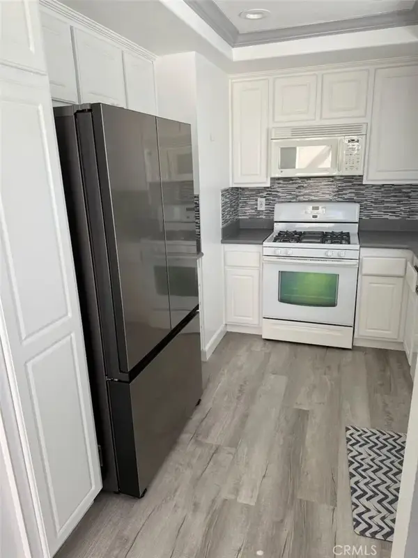 8565 Trinity #824D, Huntington Beach, CA 92646