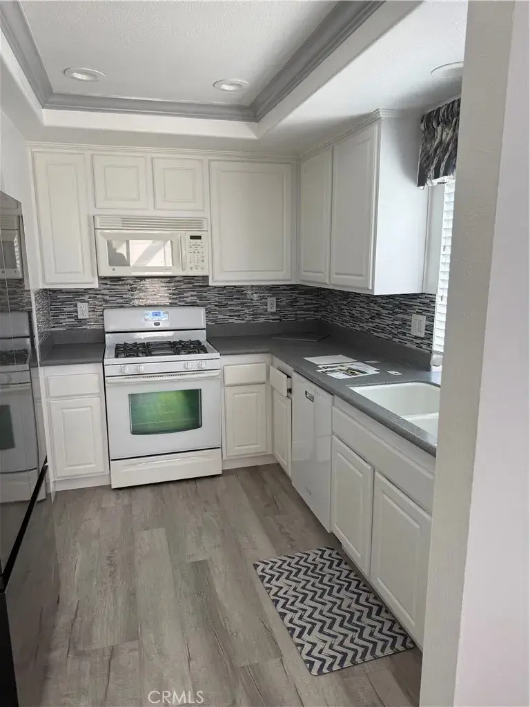 8565 Trinity #824D, Huntington Beach, CA 92646 - Image #2