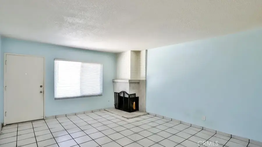 1531 E La Palma Avenue #C2, Anaheim, CA 92805 - Image #3