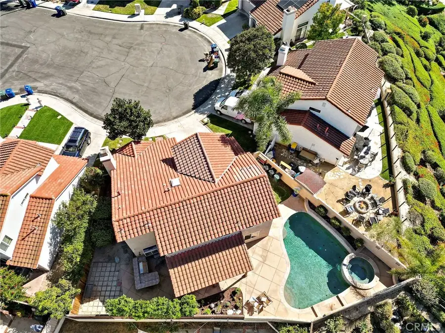 25971 Donegal Lane, Lake Forest, CA 92630 - Image #2