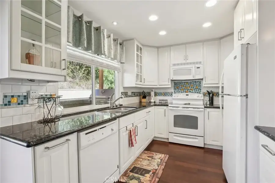 27191 Valleymont, Lake Forest, CA 92630 - Image #2