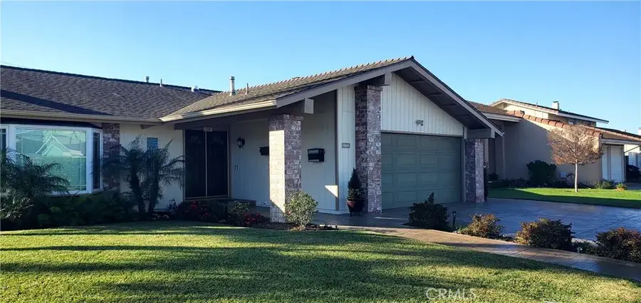 8722 Larkport Drive, Huntington Beach, CA 92646 - Image #2