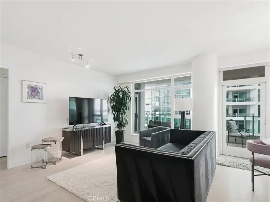 3141 Michelson #1007, Irvine, CA 92612 - Image #2