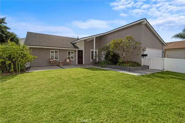 10092 Dana Drive, Huntington Beach, CA 92646