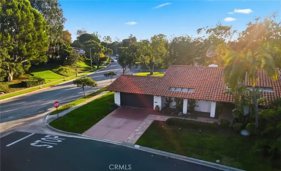 309 Encina, Newport Beach, CA 92660 - Image #2