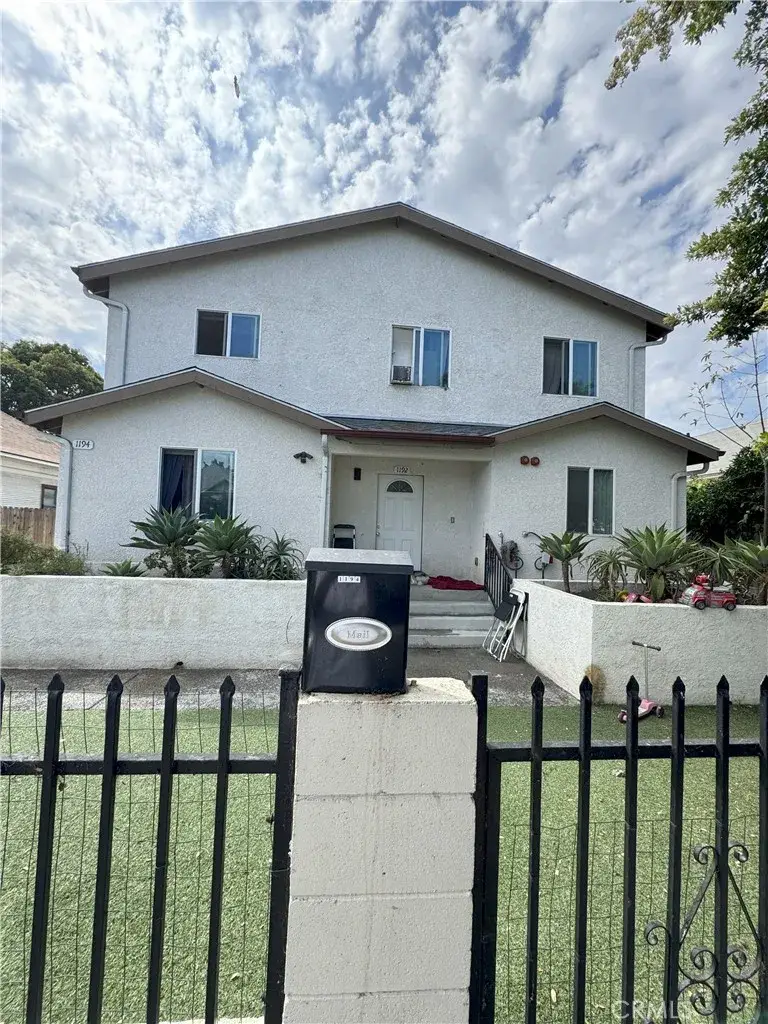 1192 E 48th, Los Angeles, CA 90011 - #1