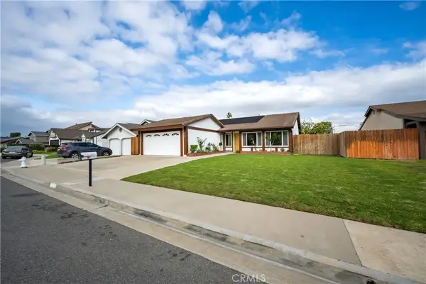 930 Helena Circle, Costa Mesa, CA 92626