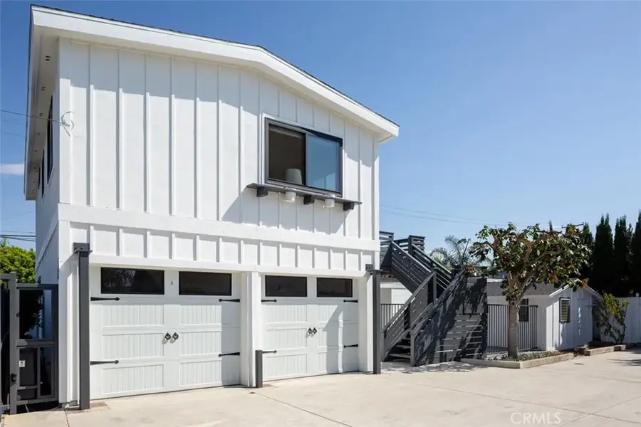 2097 Maple, Costa Mesa, CA 92627 - Image #2