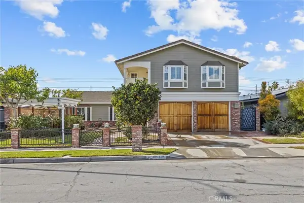 19041 Hillsboro Circle, Huntington Beach, CA 92646