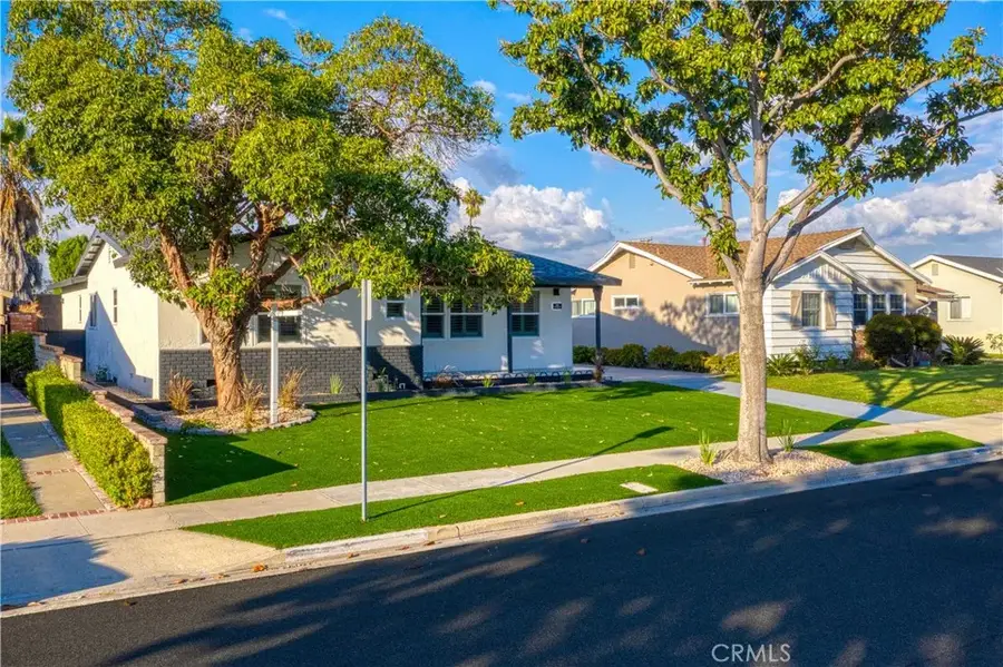 925 W Autumn, Anaheim, CA 92805 - Image #2