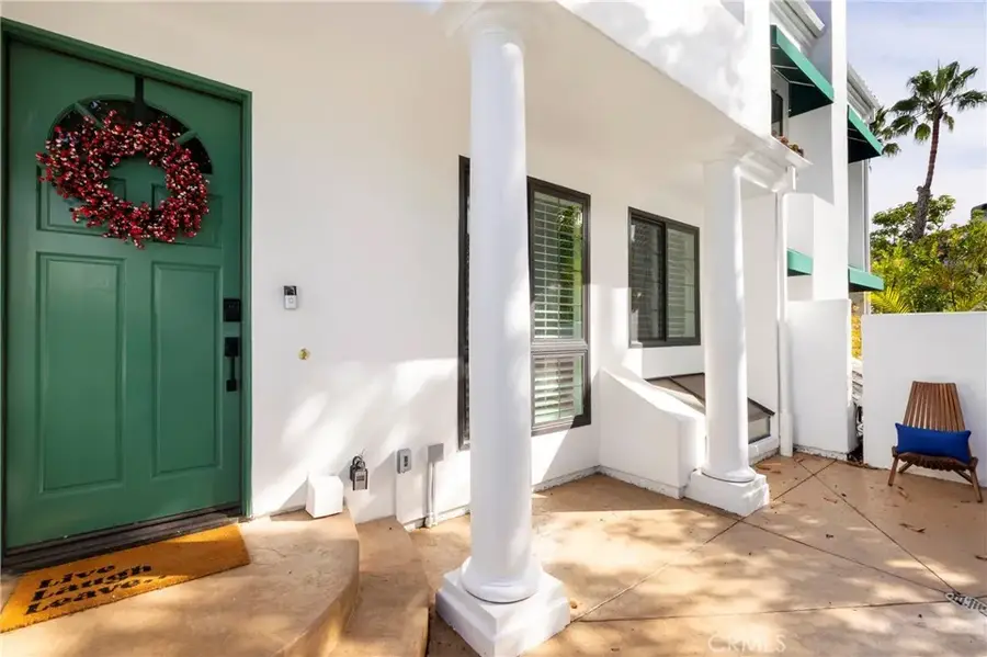 7401 Seabluff #102, Huntington Beach, CA 92648 - Image #2