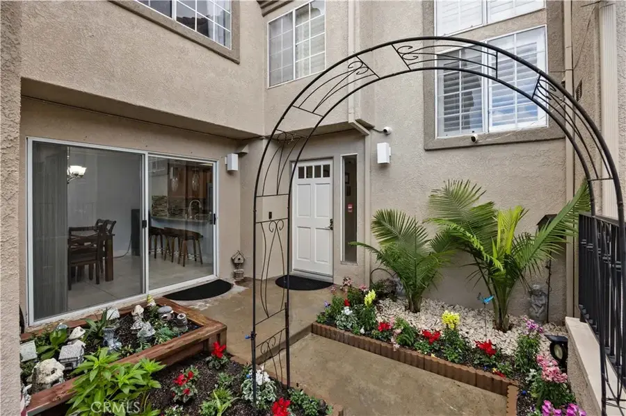 21893 Southgate #304, Mission Viejo, CA 92692 - Image #2