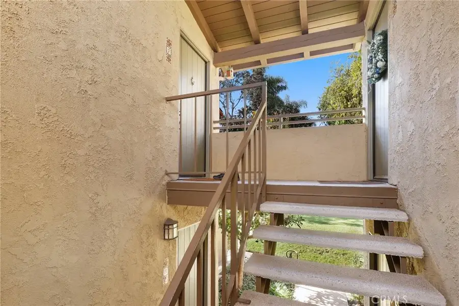 1345 Cabrillo Park #N04, Santa Ana, CA 92701 - Image #3