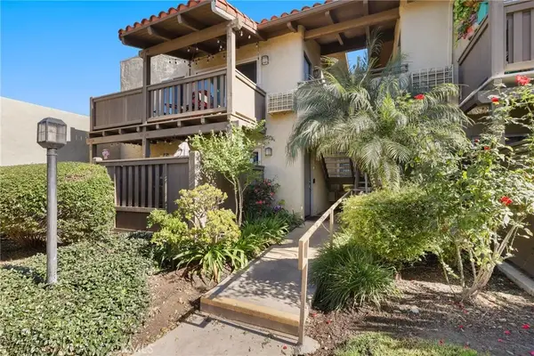 1345 Cabrillo Park Drive #Q02, Santa Ana, CA 92701