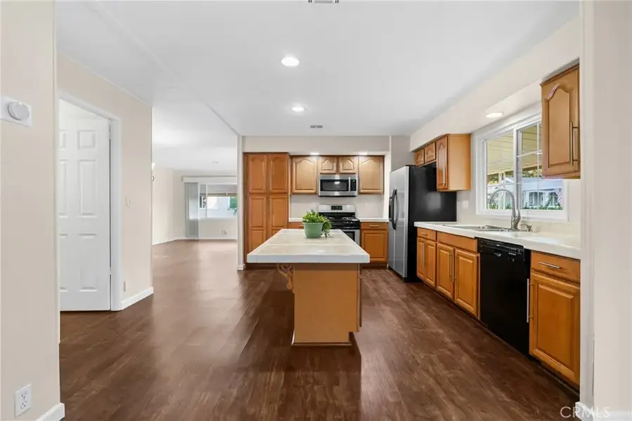 24001 Muirlands #47, Lake Forest, CA 92630 - Image #3