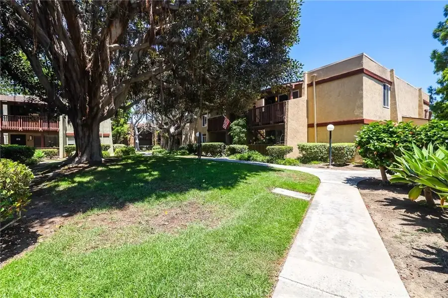 1030 W Macarthur Boulevard #95, Santa Ana, CA 92707 - Image #3
