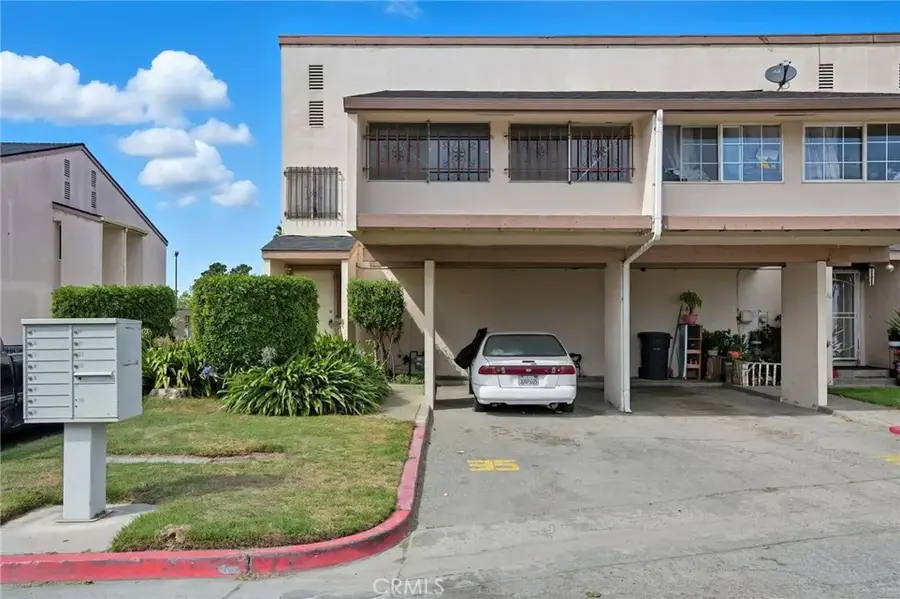 933 Acosta #35, Salinas, CA 93905 - Image #2
