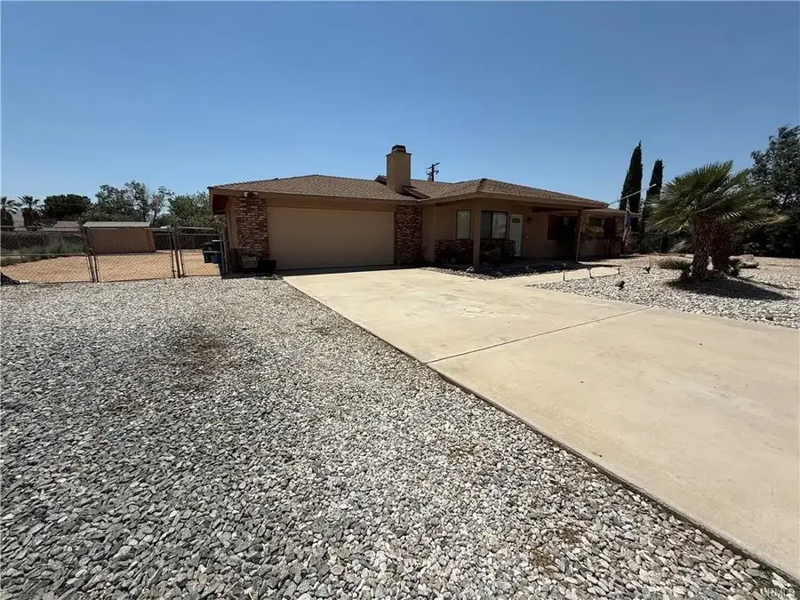 21275 Pocomoke Road, Apple Valley, CA 92308 - #2