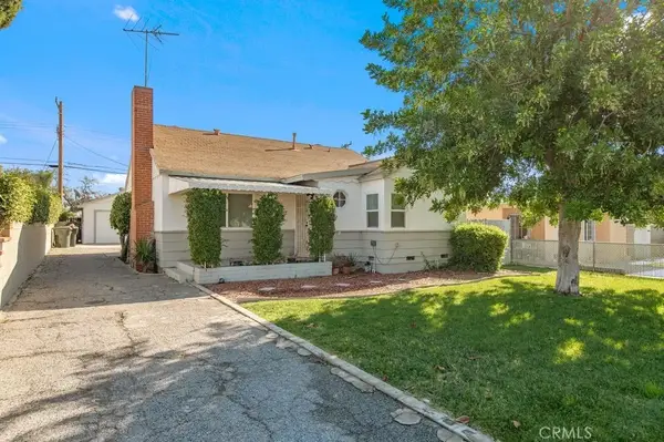 922 N 4th Avenue, Upland, CA 91786