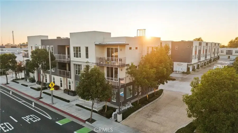 2023 Placentia, Costa Mesa, CA 92627 - Image #2