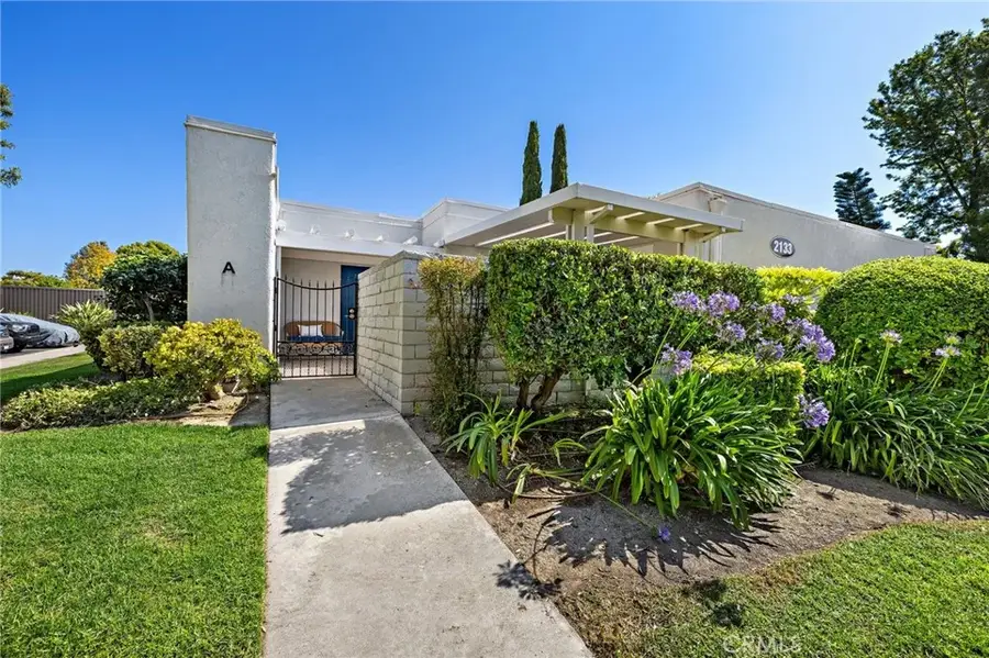 2133 Via Puerta, Laguna Woods, CA 92637 - Image #2