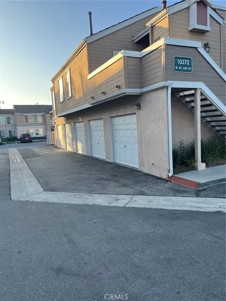 10372 W Briar Oaks, Stanton, CA 90680 - Image #2