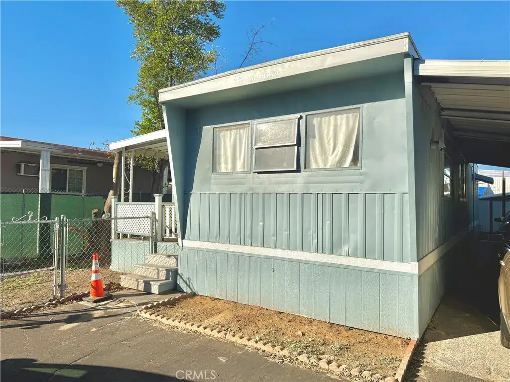 160 S Eucalyptus #60, Rialto, CA 92376 - Image #1