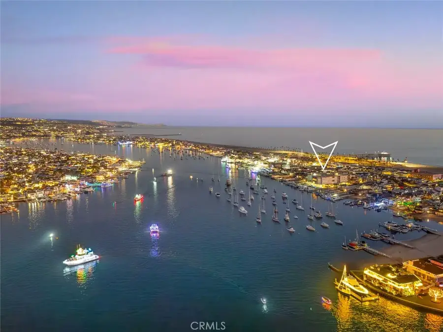 417 E Bay, Newport Beach, CA 92661 - Image #2