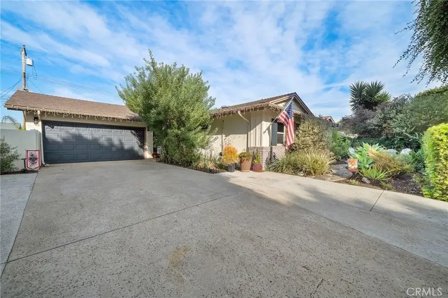 5071 Galway Circle, Huntington Beach, CA 92649 - Image #2