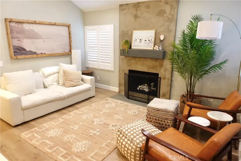 7402 Yellowtail Drive #202, Huntington Beach, CA 92648 - Image #1