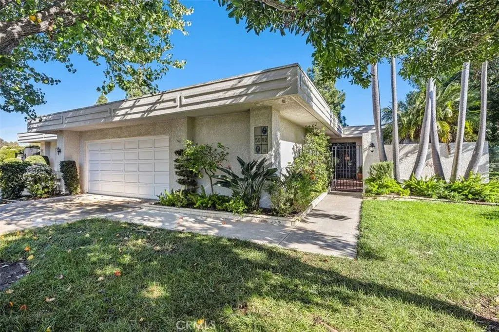 5592 Avenida Sosiega West #B, Laguna Woods, CA 92637 - Image #1